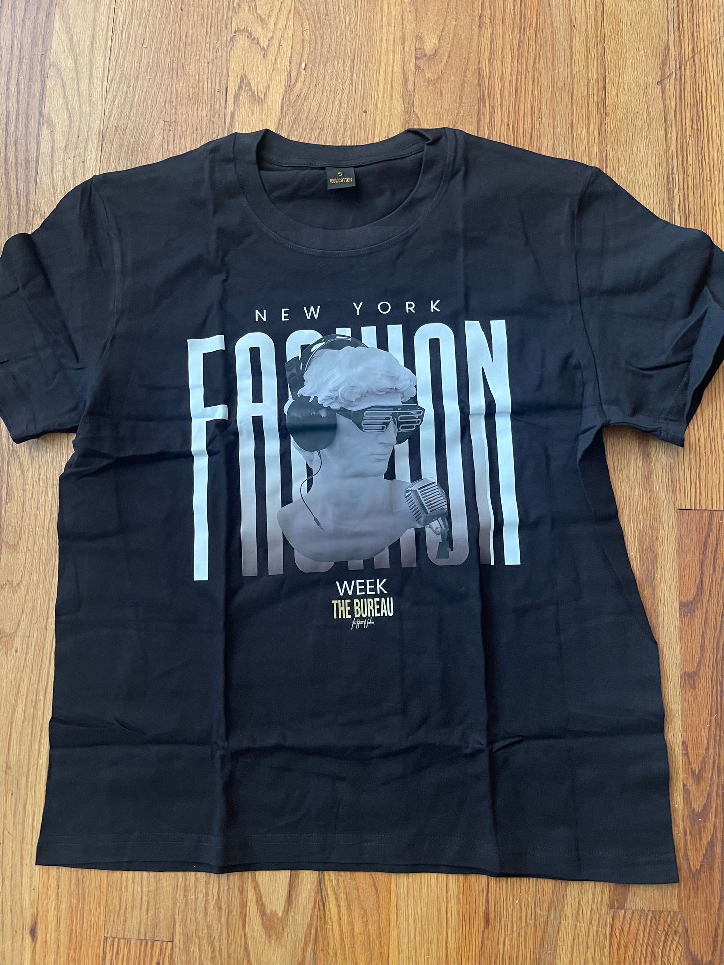 NYFW Statue Tee